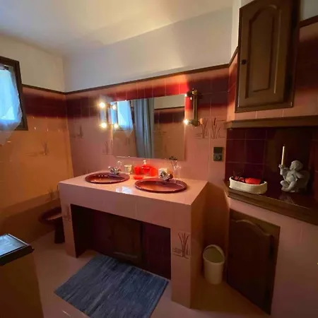 Maison 6 Personnes Avec Piscine Terrain Arboré Clôturé