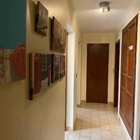 Maison 6 Personnes Avec Piscine Terrain Arboré Clôturé Сasa de vacaciones