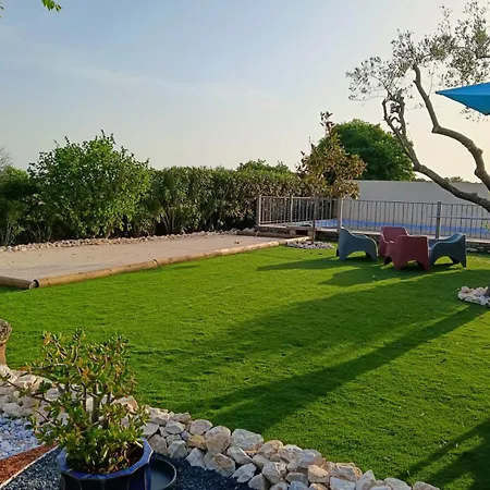 Maison 6 Personnes Avec Piscine Terrain Arboré Clôturé Vallabrix