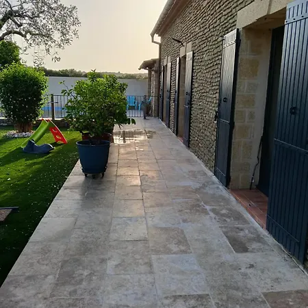 Maison 6 Personnes Avec Piscine Terrain Arboré Clôturé