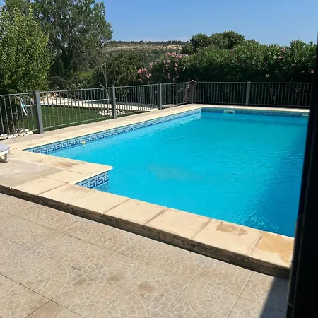 Сasa de vacaciones Maison 6 Personnes Avec Piscine Terrain Arboré Clôturé