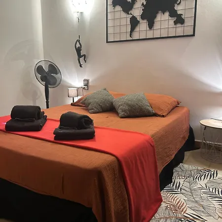 Maison 6 Personnes Avec Piscine Terrain Arboré Clôturé Vallabrix
