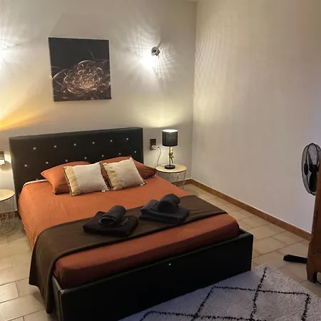 Сasa de vacaciones Maison 6 Personnes Avec Piscine Terrain Arboré Clôturé Vallabrix