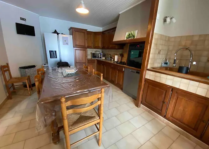 Maison 6 Personnes Avec Piscine Terrain Arbore Cloture * Vallabrix