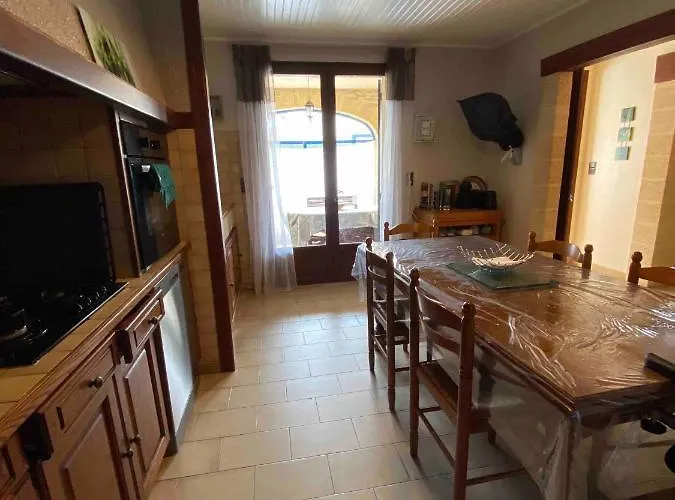 Maison 6 Personnes Avec Piscine Terrain Arbore Cloture Feriehus