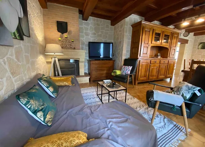 Maison 6 Personnes Avec Piscine Terrain Arbore Cloture