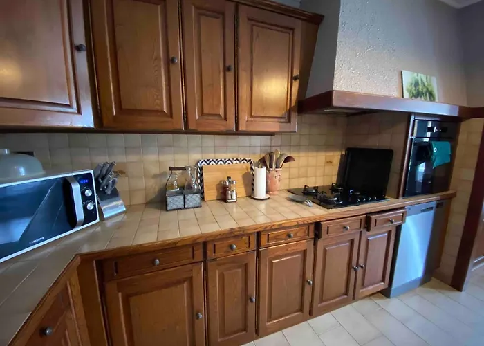 Maison 6 Personnes Avec Piscine Terrain Arbore Cloture Feriehus *