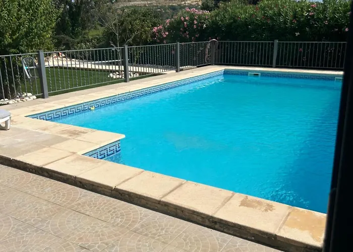 Feriehus Maison 6 Personnes Avec Piscine Terrain Arbore Cloture