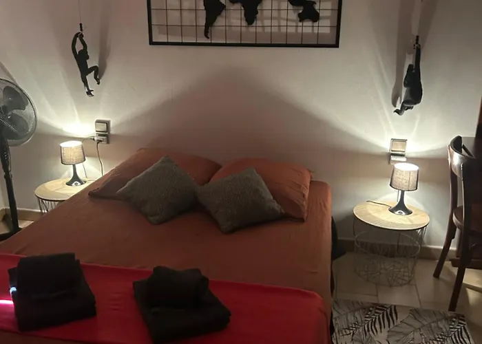 Maison 6 Personnes Avec Piscine Terrain Arbore Cloture Feriehus *