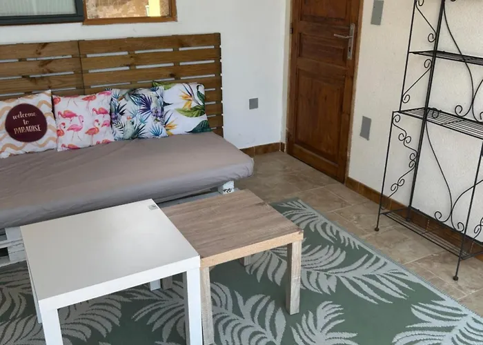 Feriehus Maison 6 Personnes Avec Piscine Terrain Arbore Cloture *